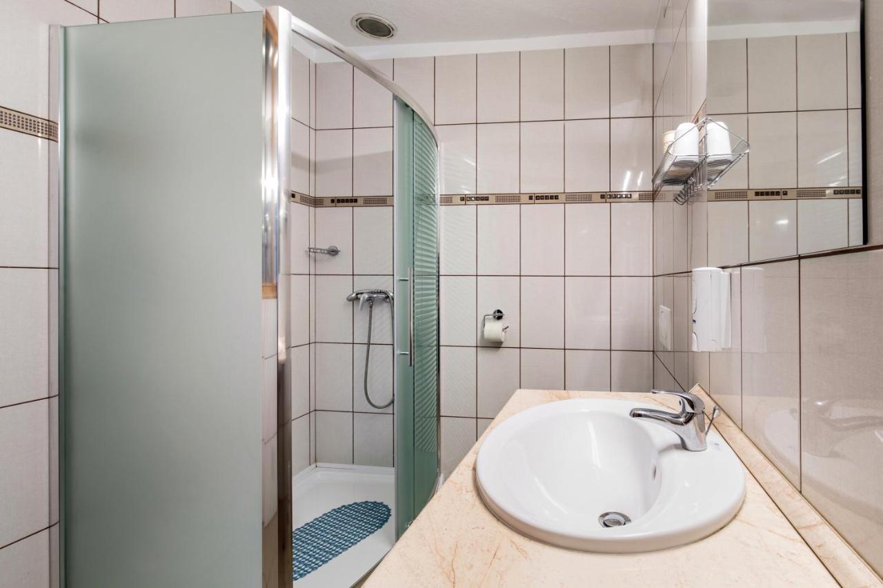 Napfény Panzió és Rendezvényház Kecskemét Exterior foto